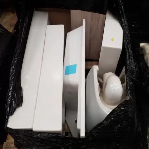 PALLET CONTAINING ASSORTED BATHROOM FURNITURE PARTS INCLUDING SINK BASINS, VANITY UNIT BASES & TOILET BASIN 
