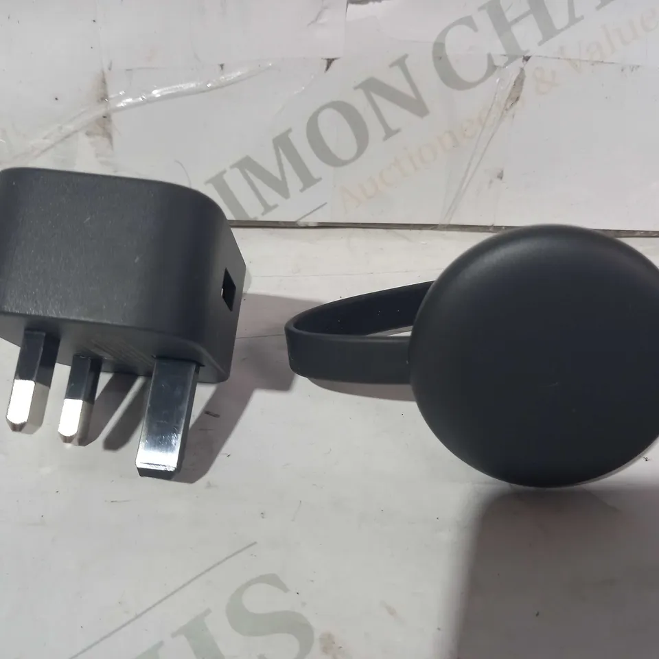 GOOGLE CHROMECAST