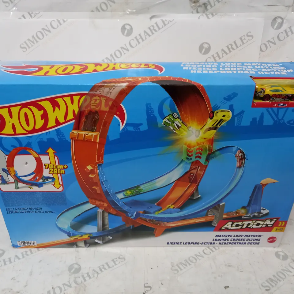 BOXED SEALED HOT WHEELS ACTION MASSIVE LOOP MAYHEM SET