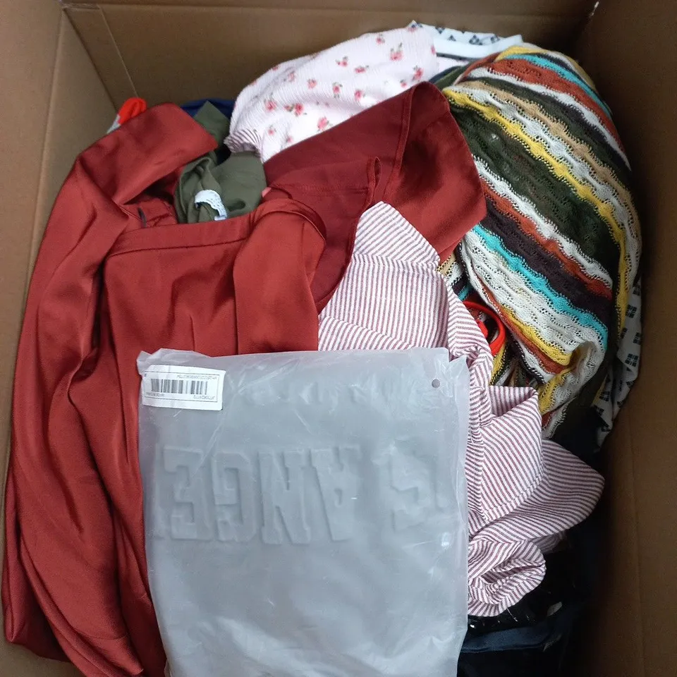 LARGE BOX OF APPROXIMATELY 25 ASSORTED CLOTHING ITEMS IN VARIOUS COLOURS, STYLES AND SIZES - COLLECTION ONLY