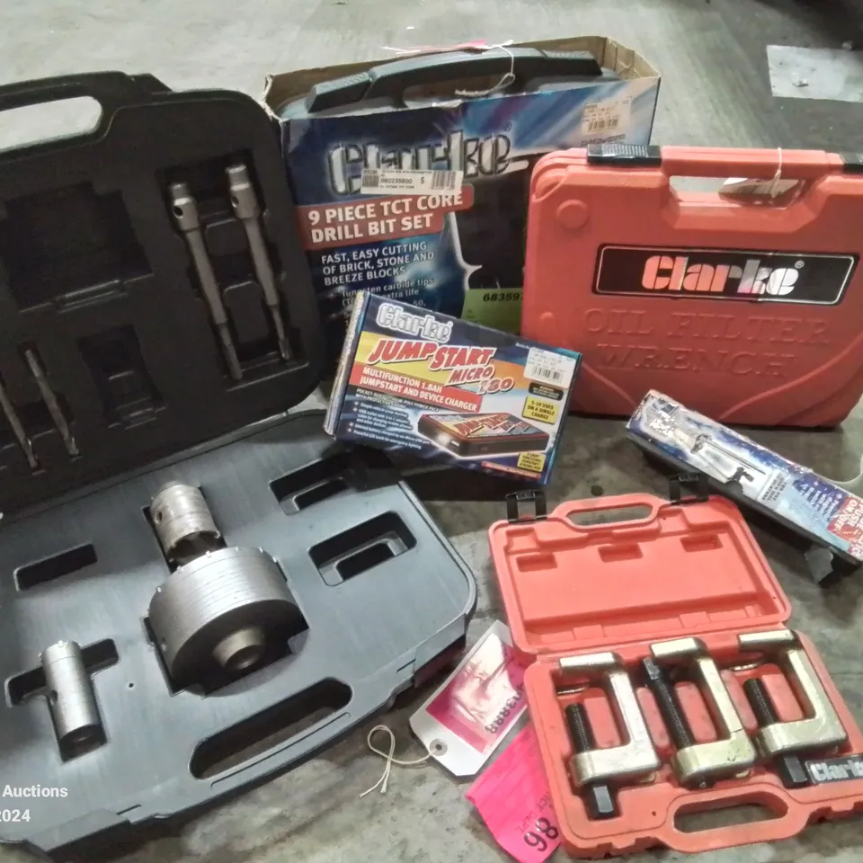 BOX OF MIXED TOOLS TO INCLUDE: CORE DRILL BIT, 9 PIECE TCT CORE DRILL BIT SET, OIL FILTER WRENCH, JUMP START MICRO 180