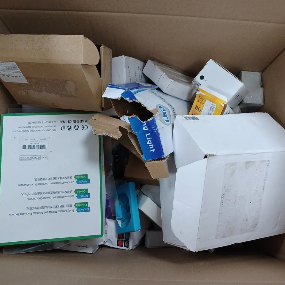 BOX OF APPROX 25 ASSORTED ITEMS TO INCLUDE - TASMOR LED STRIP LIGHT - WIRELESS 2 IN 1 AUDIO RECEIVER - HYPERSONIC STEERING WHEEL SPINNER ECT