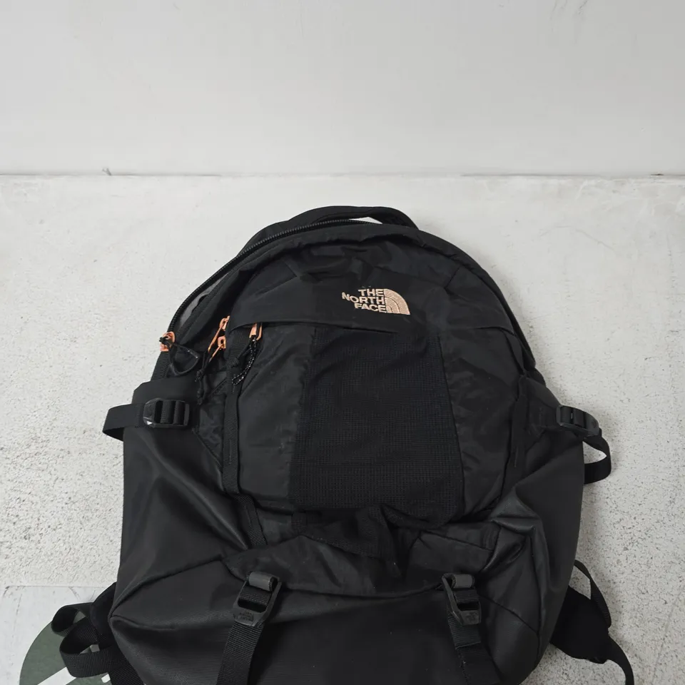 THE NORTH FACE RUCKSACK – BLACK
