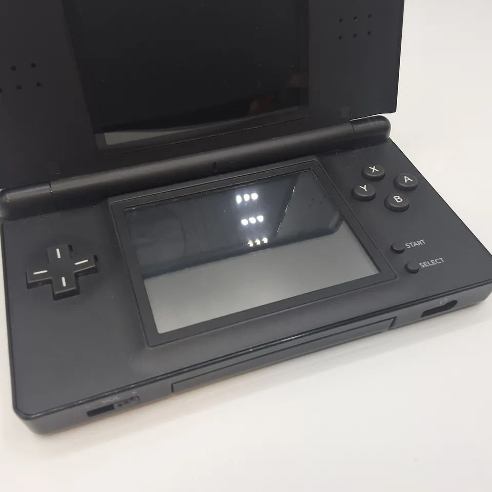 UNBOXED NINTENDO DS LITE IN BLACK - USG 001