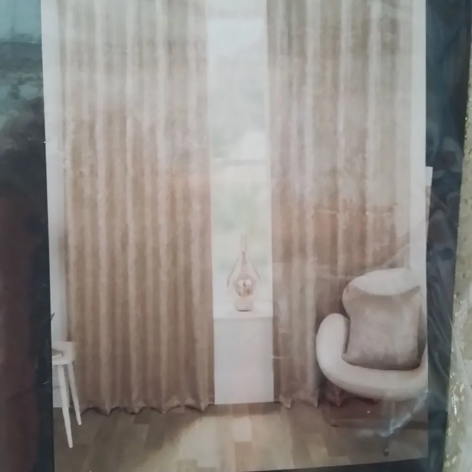 ENHANCED LIVING BLACKOUT THERMAL CURTAINS 229 X 229CM AND 3 MATCHING CUSHION COVERS