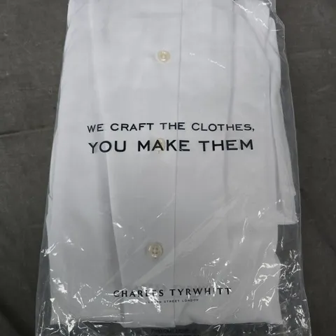 CHARLES TYRWHITT MEN'S WHITE  SHIRT β PACKAGED SIZE UNSPECIFIED
