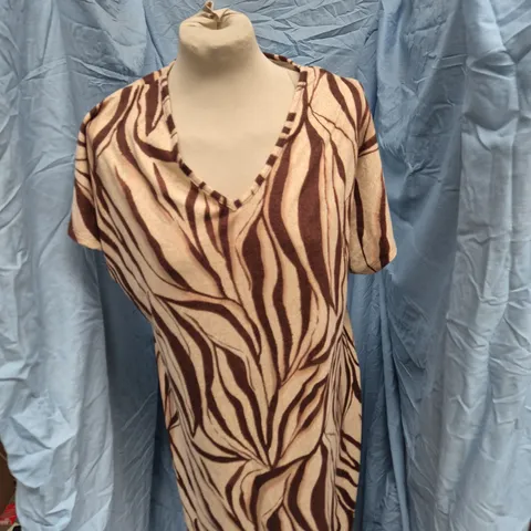 UK 14 JD WILLIAMS ZEBRA PRINT DRESS – MADE IN SRI LANKA
