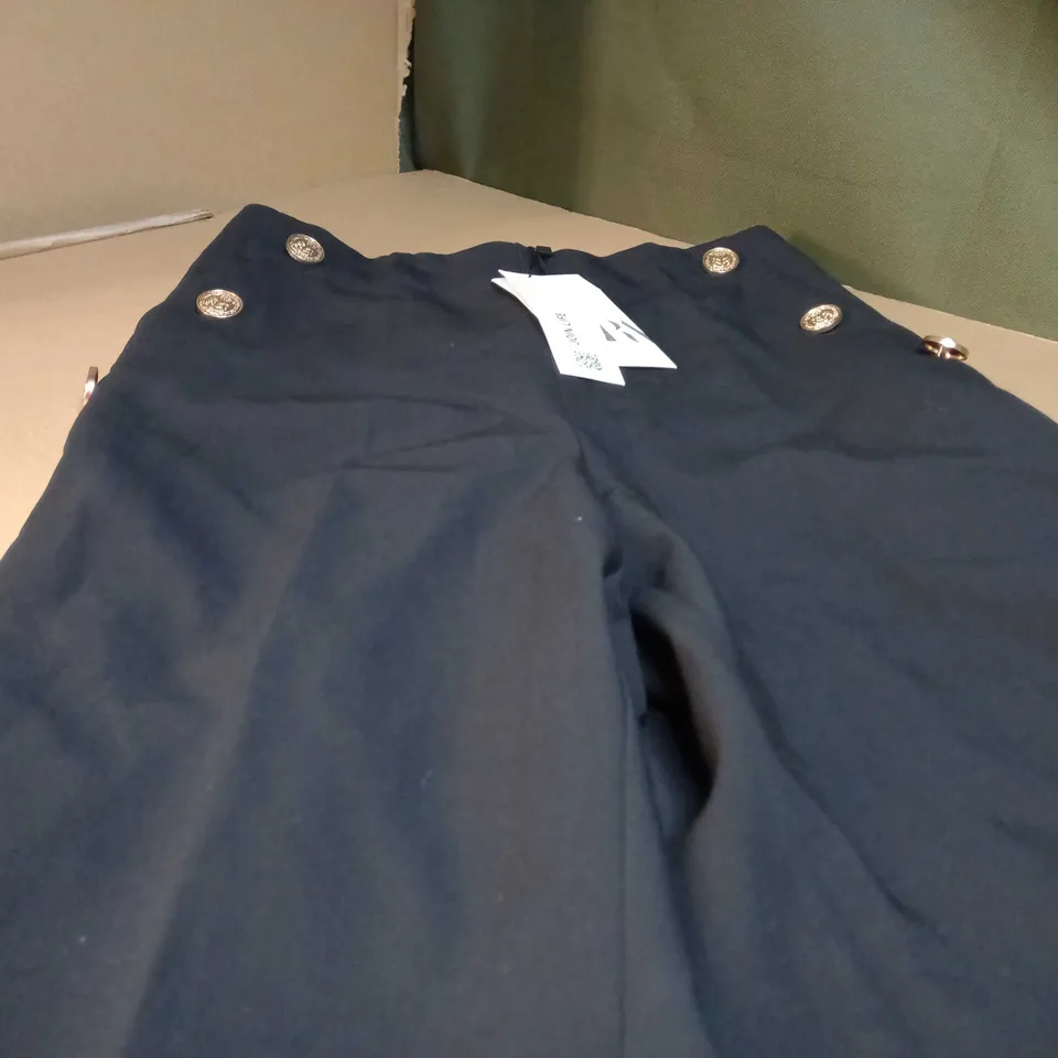 ZARA BLACK/GOLD BUTTON DETAILED TROUSERS - SMALL