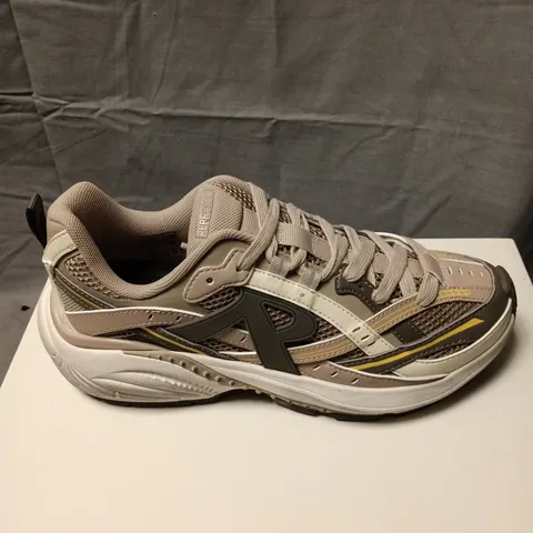 REPRESENT TRAINERS – BEIGE/GREY MESH RUNNER SIZE 7 BOXED