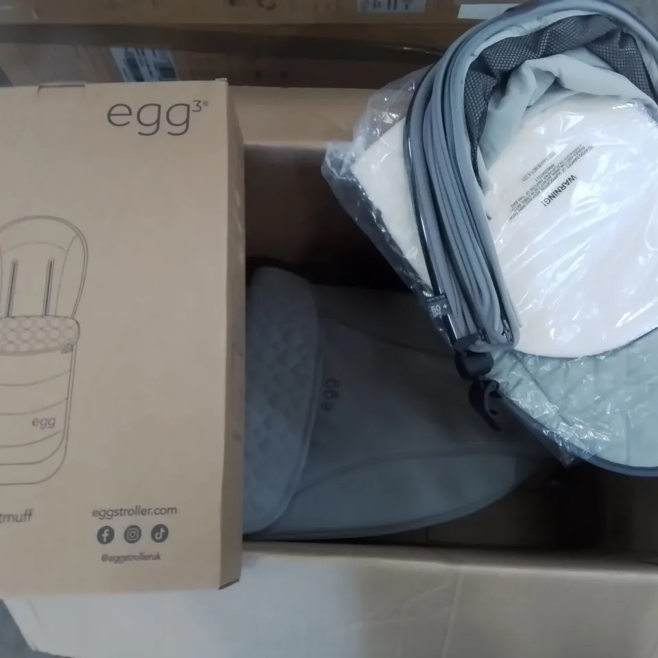 BOXED EGG3 LUXURY PRAM BUNDLE WITH EGG SHELL CAR SEAT IN GLACIER - 5 BOXES RRP £1149