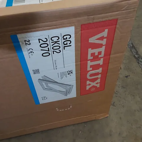 BOXED VELUX ROOF WINDOW GGLCK022070