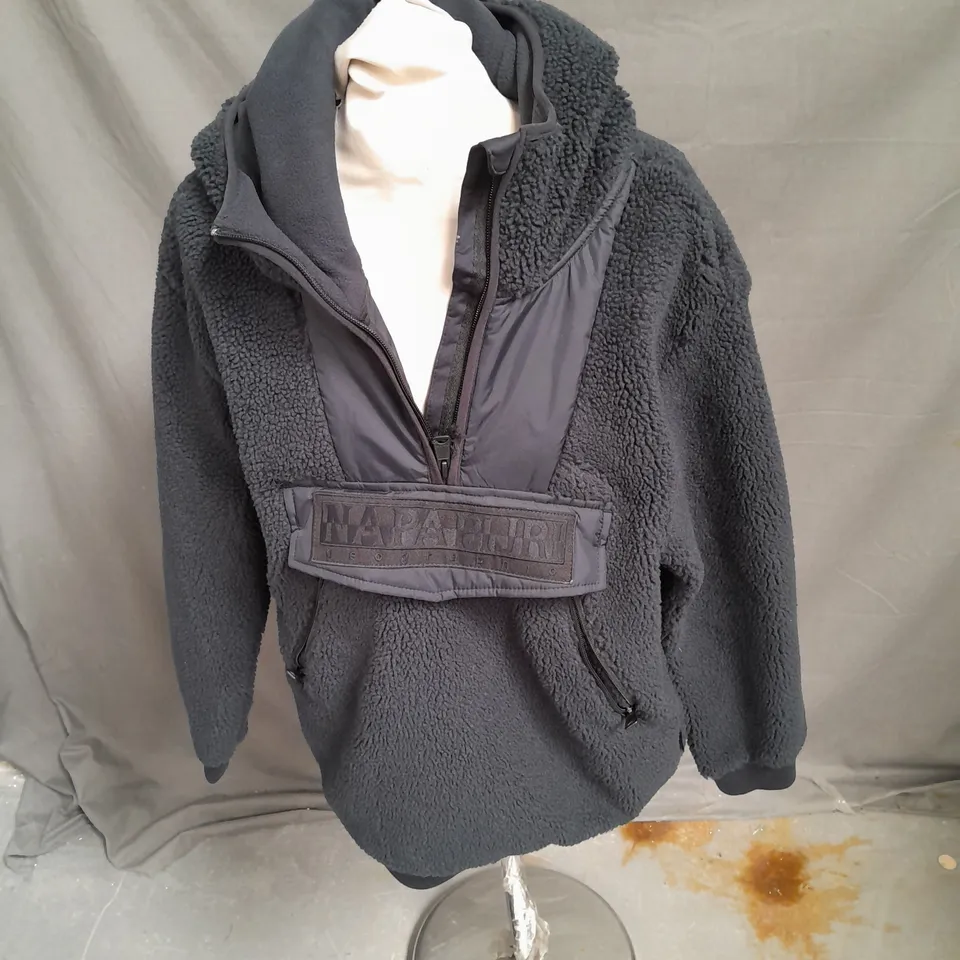 NAPAPIJIRI FLEECE PULLOVER IN BLACK SIZE L