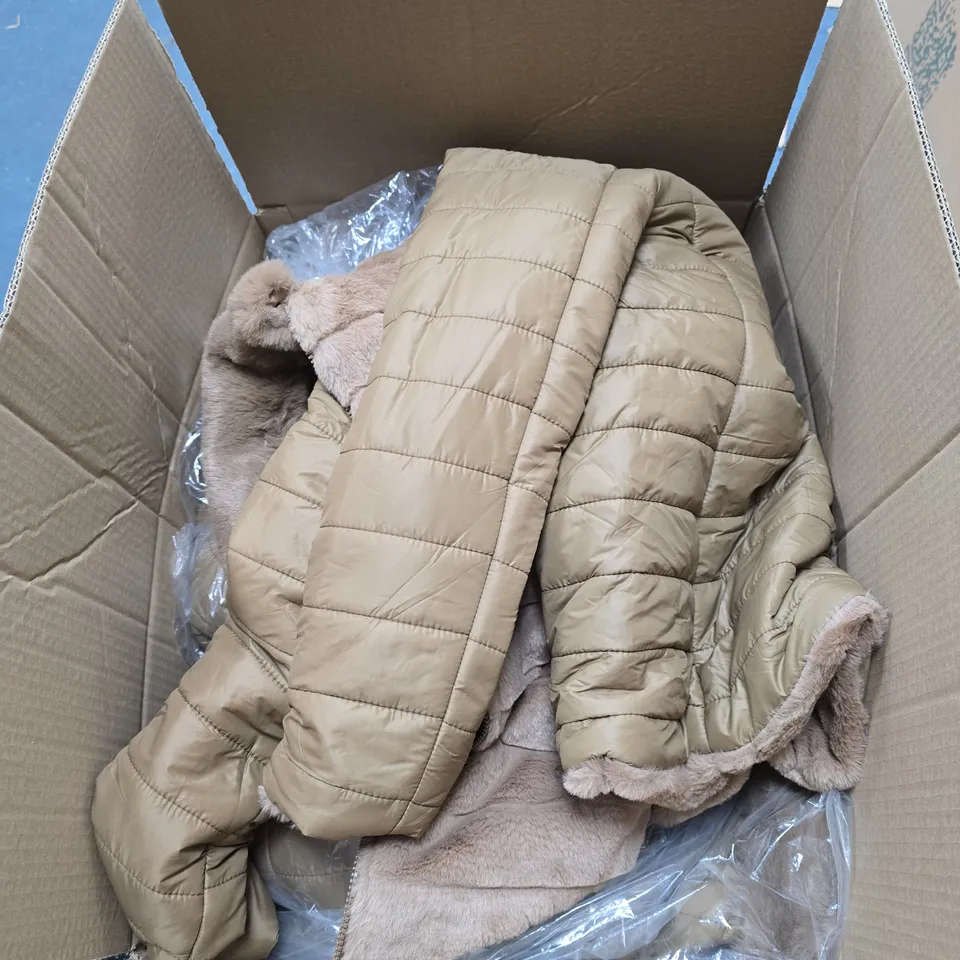 BOX OF APPROXIMATELY 10 CLOTHING ITEMS TO INCLUDE BROWN LA MAREY HOODED JACKET ETC
