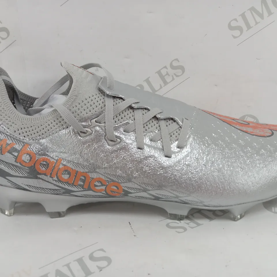NEW BALANCE FURON METALLIC SILVER FOOTBALL BOOTS - UK 10.5