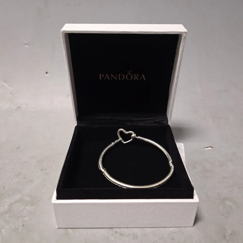 BOXED PANDORA HEART BRACELET