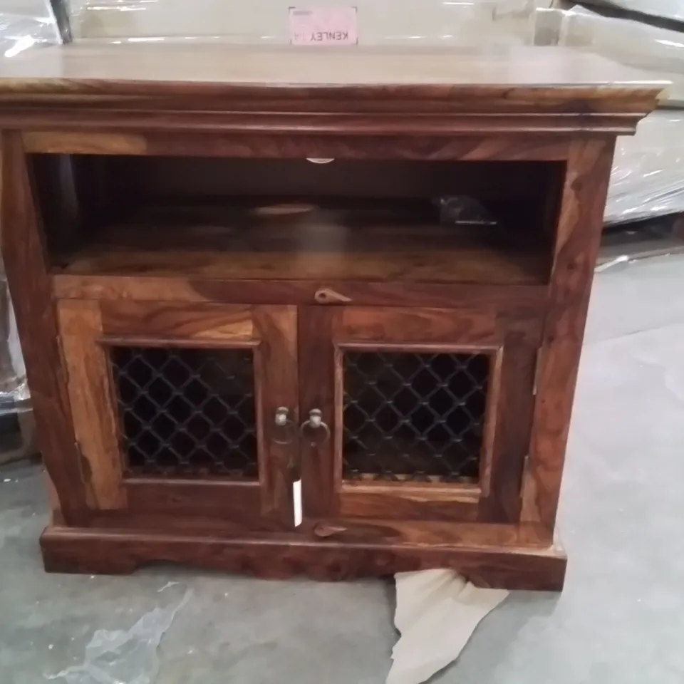 SHEESHAM WOOD 2 DOOR TV CABINET CHESTNUT 