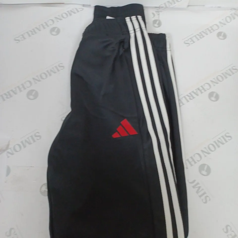ADIDAS LOGO TRACKSUIT BOTTOMS SIZE S