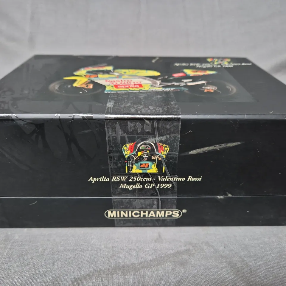 MINICHAMPS 1:12 SCALE APRILIA RSW 250CCM - VALENTINO ROSSI - MUGELLO GP 1999 MODEL