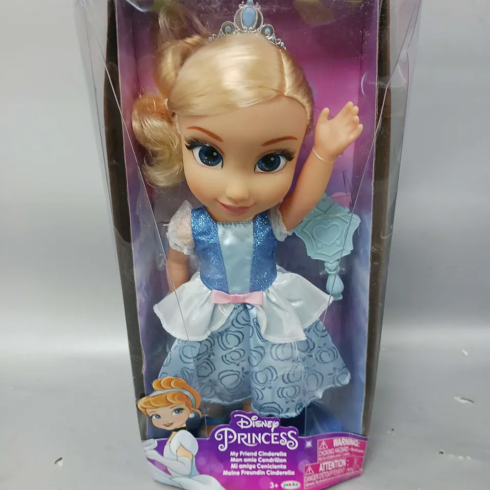 DISNEY PRINCESS - MY FRIEND CINDERELLA 