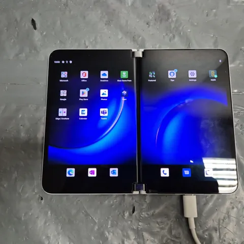 SURFACE DUO 2 PHONE IN WHITE