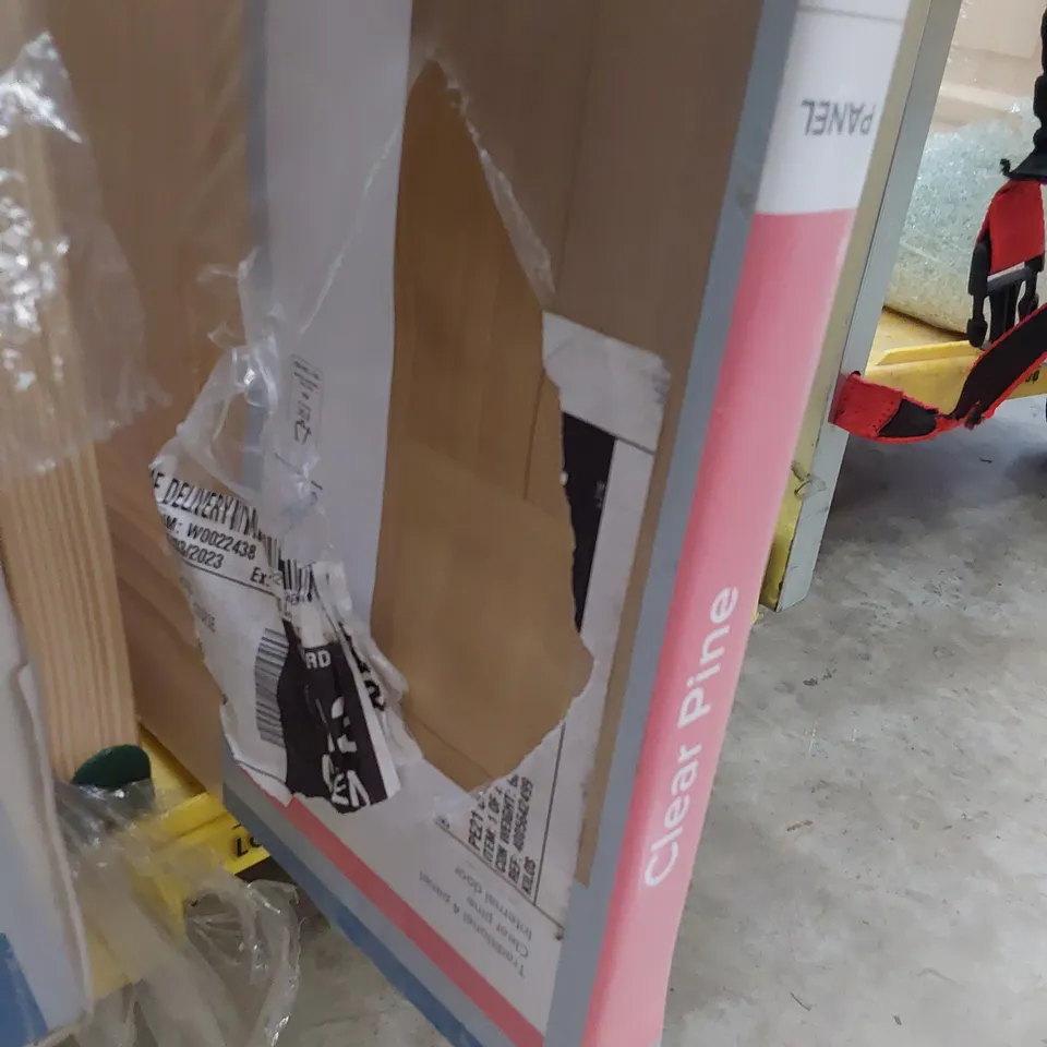 CLEAR PINE TRADITIONAL FOUR PANEL INTERNAL DOOR 1981 × 762mm