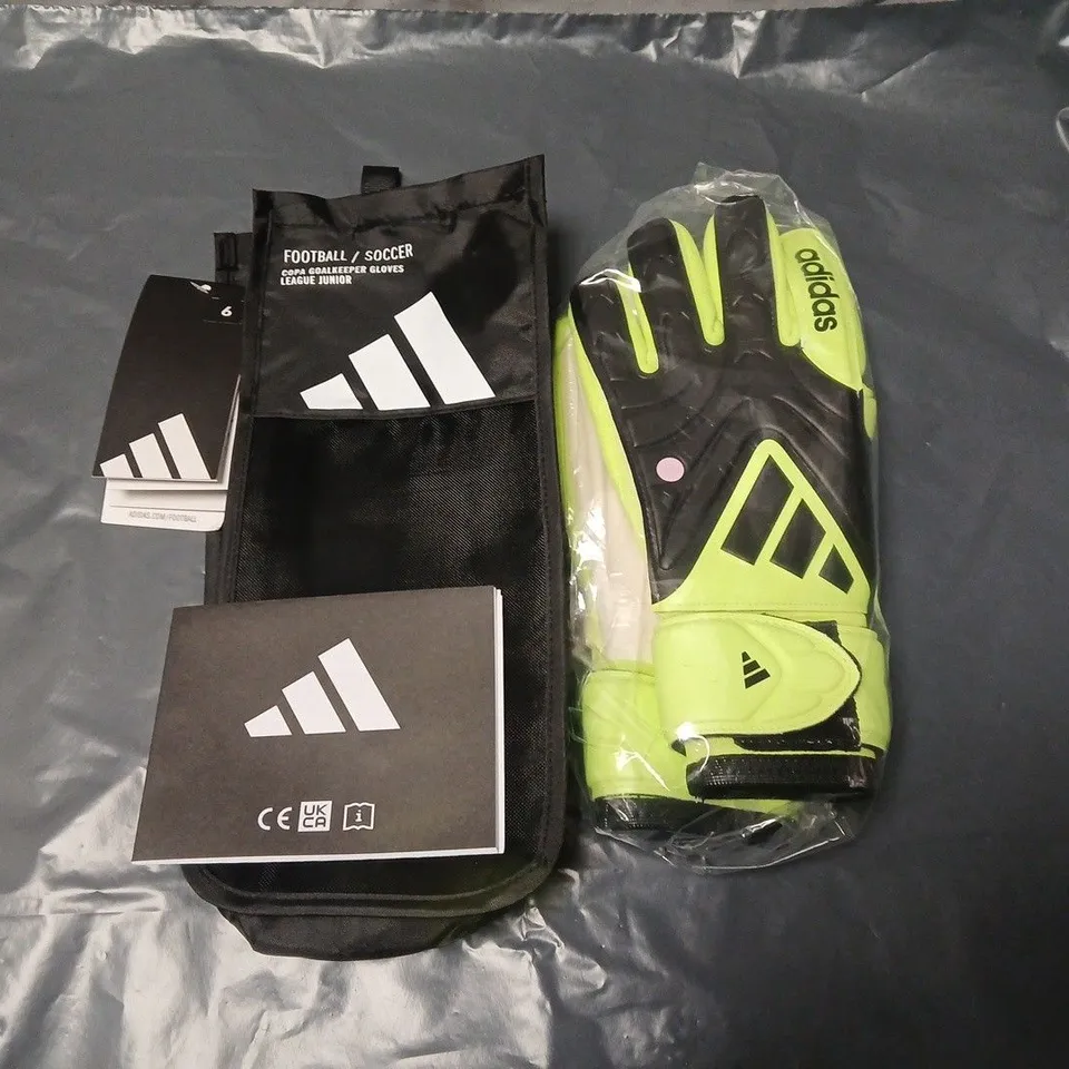 Adidas Football Goalkeeper Gloves – Neon Yellow/Black, UK Size 6