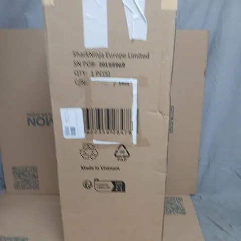 SHARK POWERDETECT CORDED STICK VACUUM CLEANER