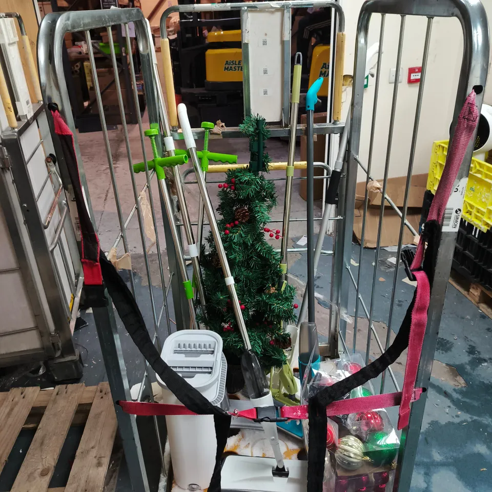 CAGE OF APPROXIMATELY 10 ASSORTED HOUSEHOLD ITEMS INCLUDING MOPS, BUCKETS, CHRISTMAS DECORATIONS ETC