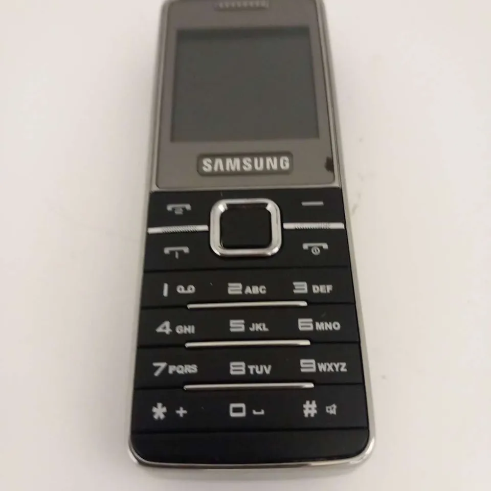 BOXED XLTEL X707 MINI MOBILE PHONE