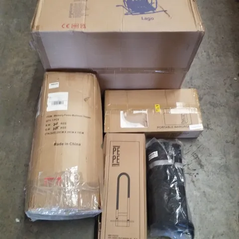 PALLET CONTAINING ASSORTED PRODUCTS INCLUDING SHOWER CHAIR, MEMORY FOAM MATTRESS TOPPER SMALL DOUBLE, PADDED TOILET GRAB RAILS, FOOD DELIVERY BACKPACK & PORTABLE WARDROBE
