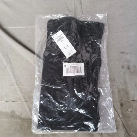 BAGGED ABERCROMBIE & FITCH SLEEVELESS TOP IN BLACK SIZE XS