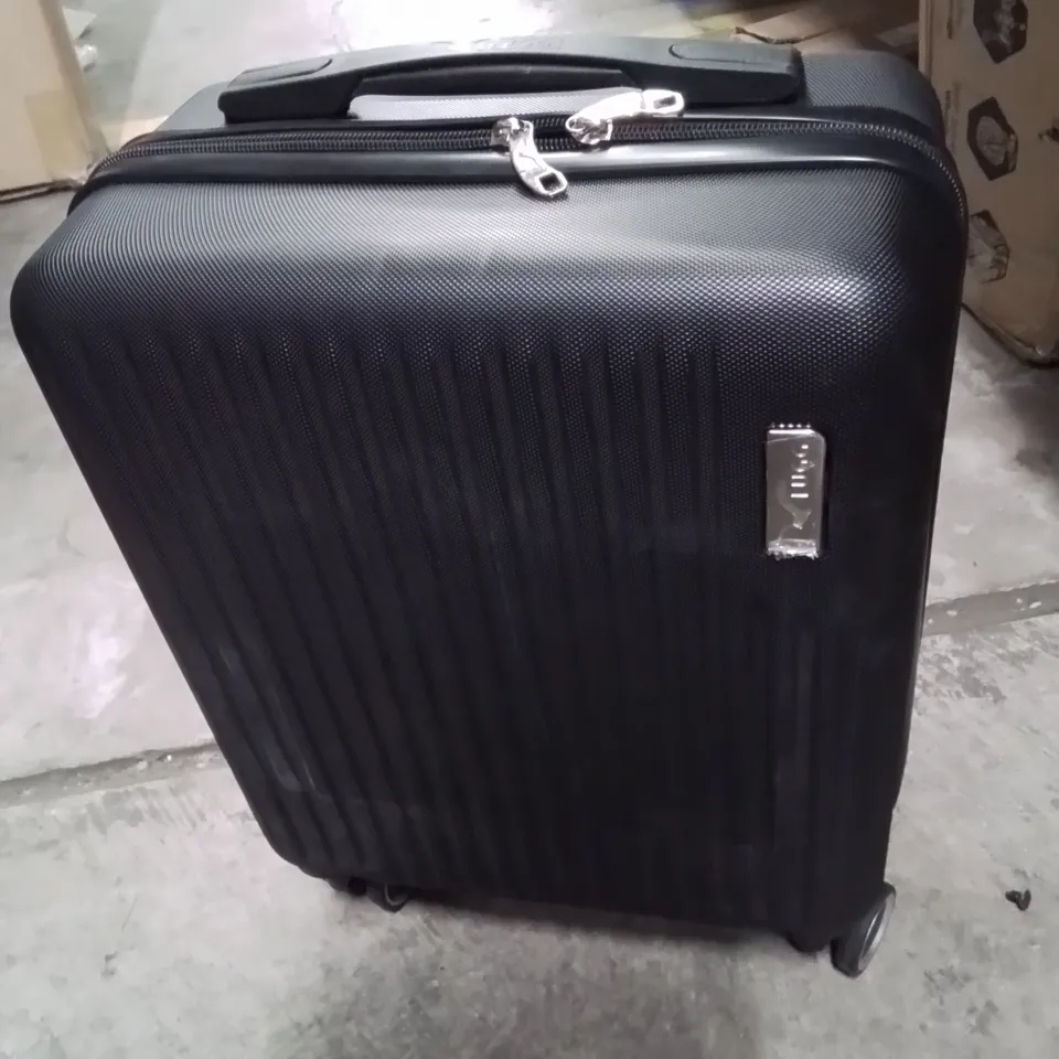 LUGG TRAVEL CABIN BAG BLACK
