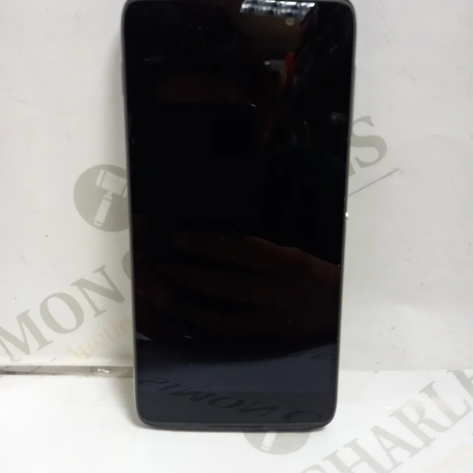 BLACKBERRY SMART PHONE - MODEL UNKNOWN