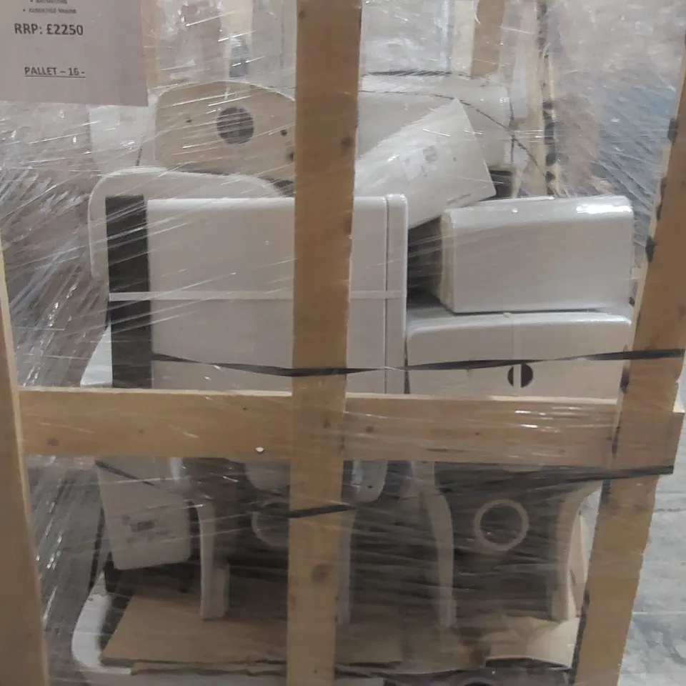 MIXED PALLET OF BRANDED BATHROOM PRODUCTS TOILETS & SINKS