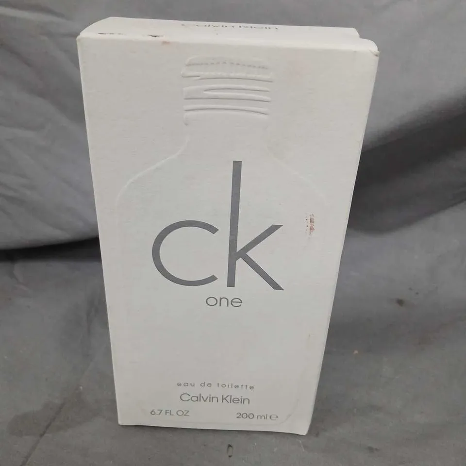 BOXED CALVIN KLEIN ONE EAU DE TOILETTE 200ML