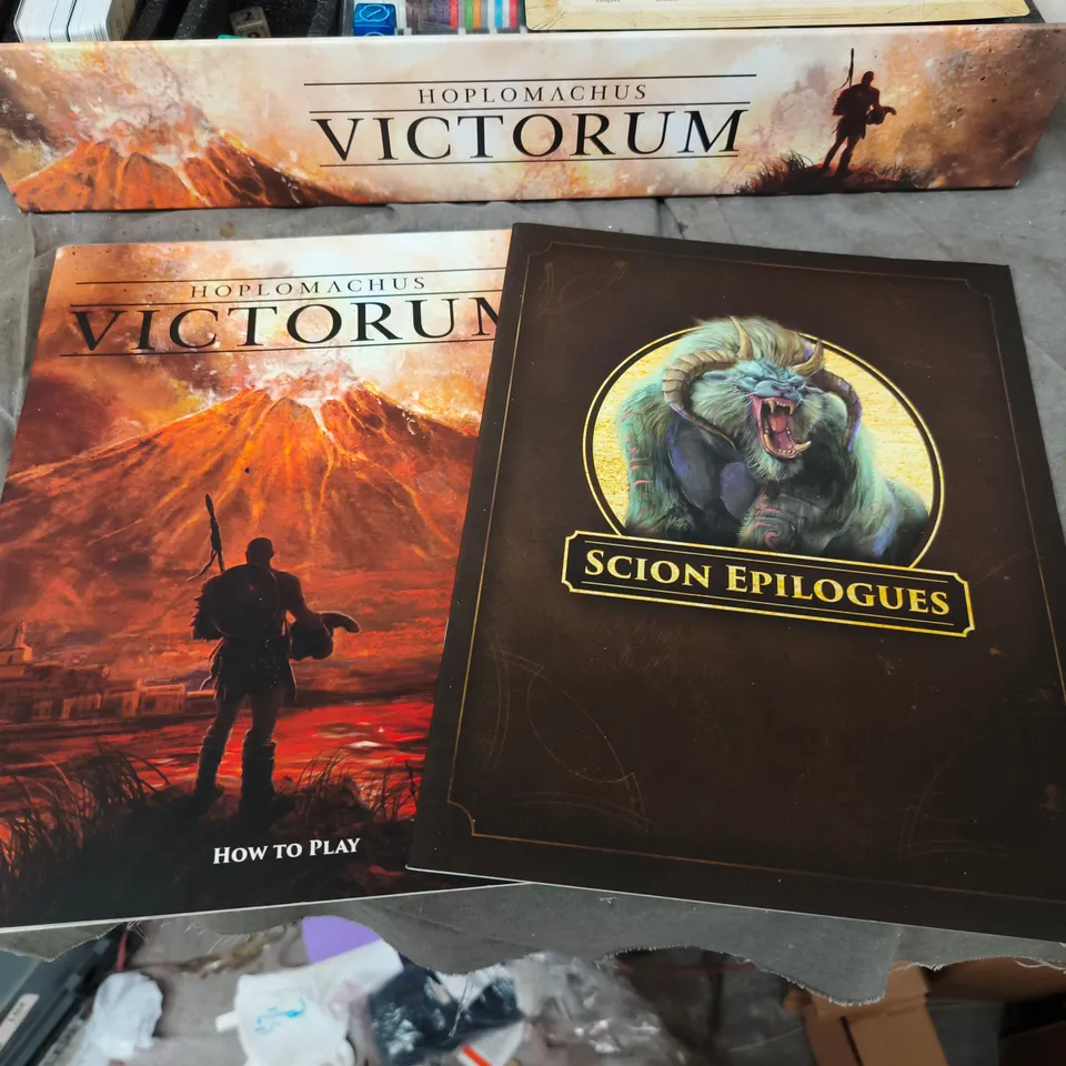 VICTORUM (HOPLOMACHUS) – BOARD GAME BY CHIP THEORY GAMES, BOXED WITH DICE, CHIPS, CARDS AND RULEBOOKS