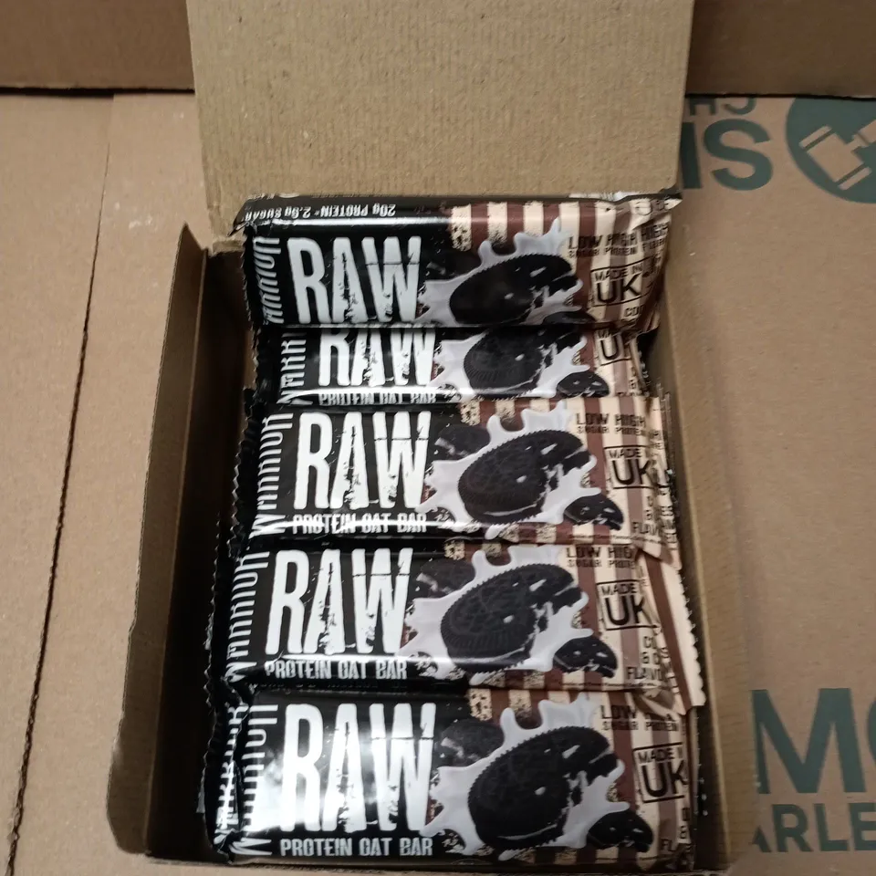 WARRIOR RAW PROTEIN OAT BAR – COOKIES & CREAM - 12 X 75G