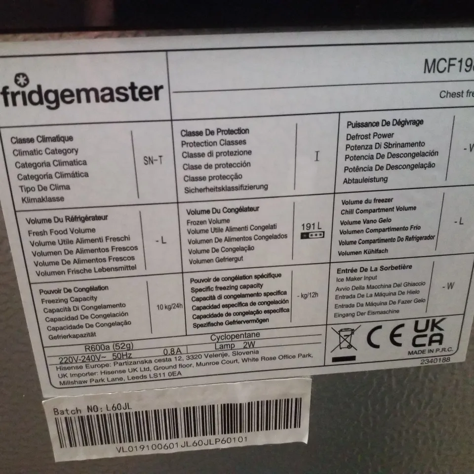 FRIDGEMASTER MCF198EB 191L CHESTER FREEZER 4 STAR FREEZER RATING - 55.7D X 89.1W X 85.3H CM BLACK WITH RECESSED HANDLE - E RATED