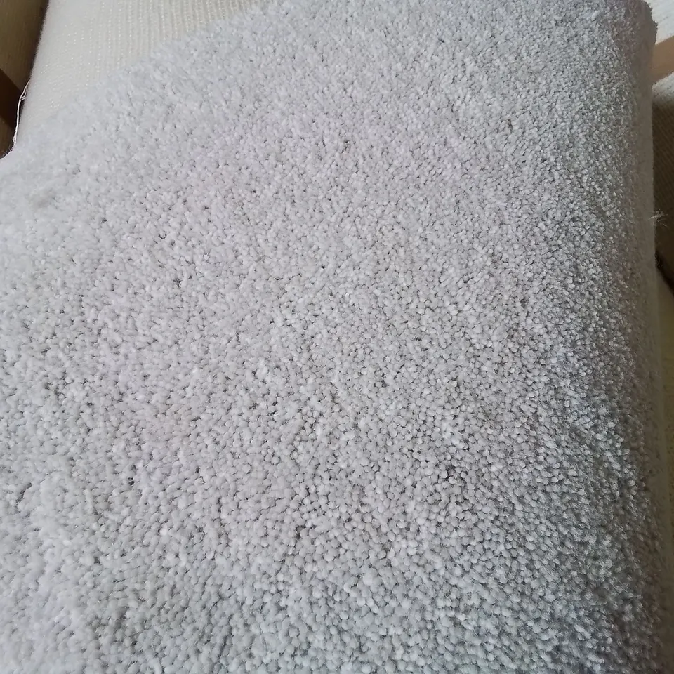 ROLL OF QUALITY DIMENSIONS PLAINS GREY CARPET APPROXIMATELY 5M × 3.23M