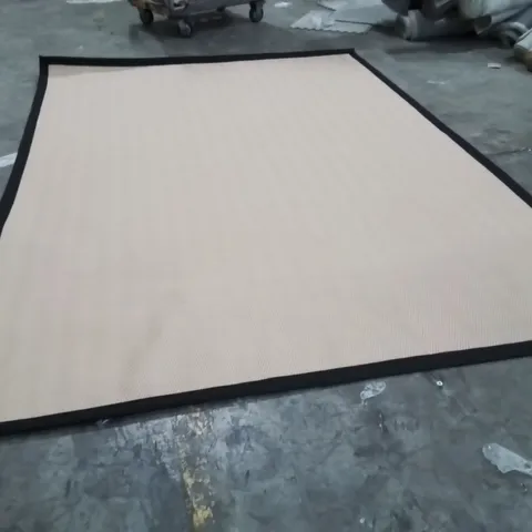 QUALITY DESIGNER AREA RUG - APPROXIMATELY 290X200CM