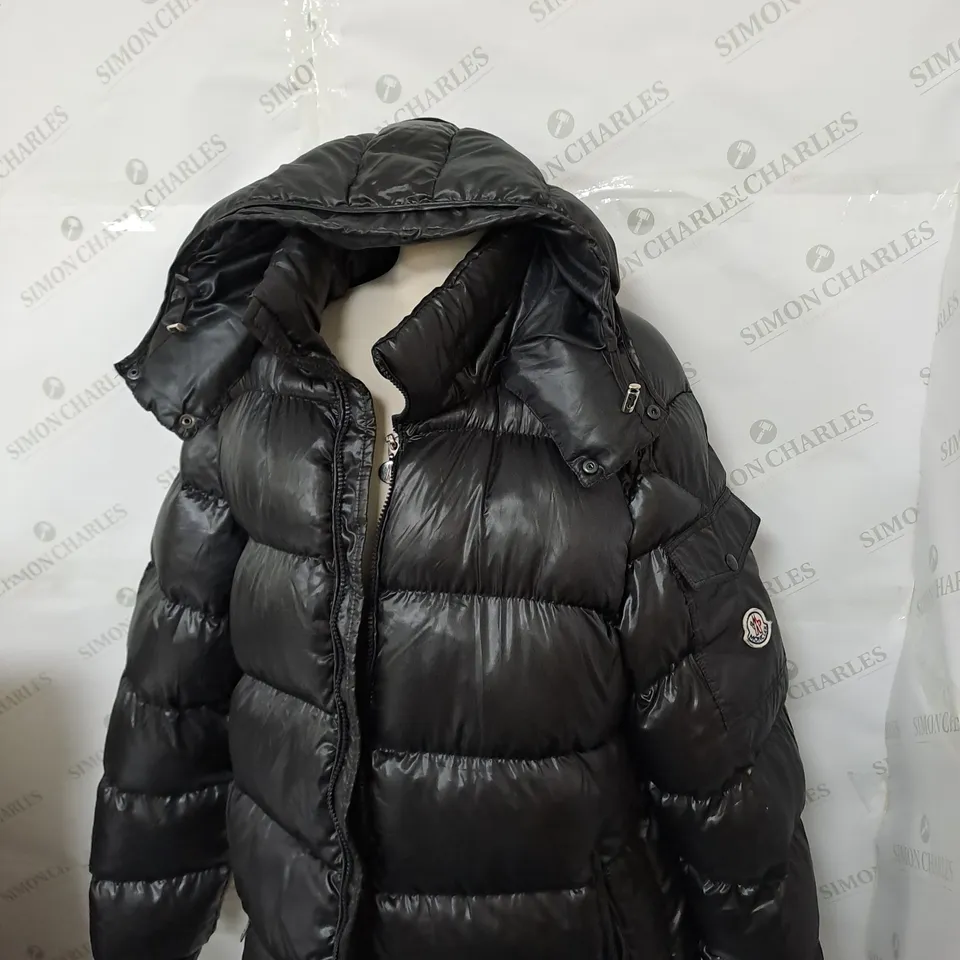 MONCLER ZIPPED PADDED COAT SIZE UNSPECIFIED
