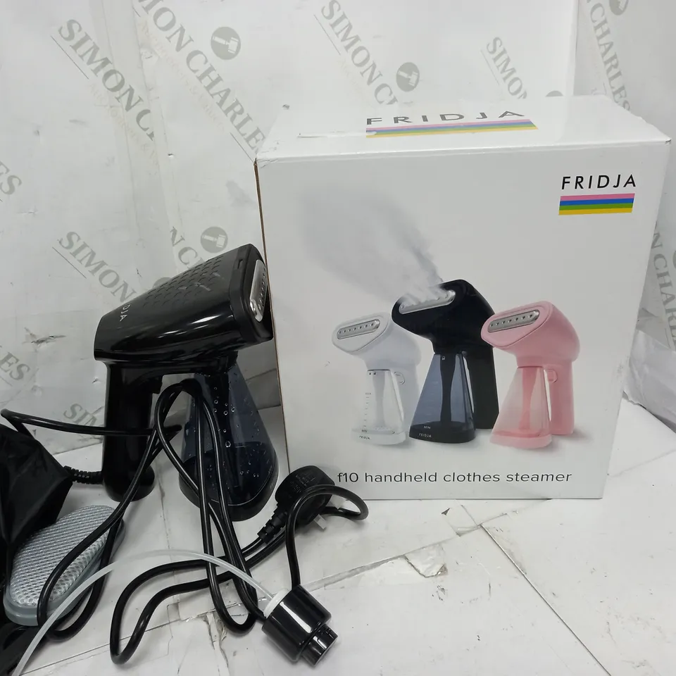 BOXED FRIDJA F10 HANDHELD CLOTHES STEAMER