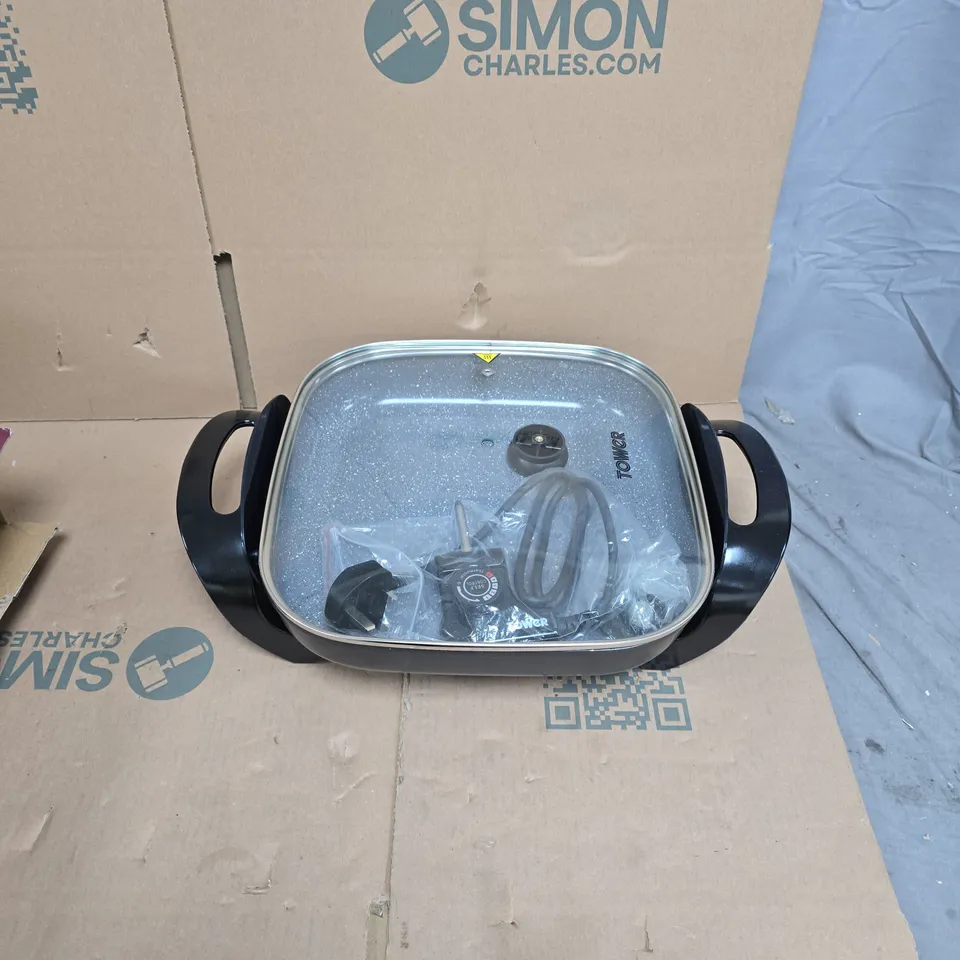 TOWER 1500W MULTIFUNCTIONAL ELECTRIC FRY PAN WITH GLASS LID – CERASTONE CERAMIC COATING