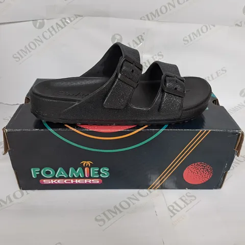 BOXED SKECHERS FOAMIES SANDALS SIZE 6