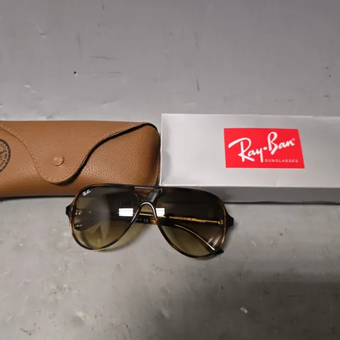 BOXED RAY BAN BROWN SUNGLASSES WITH BLUE TINT 