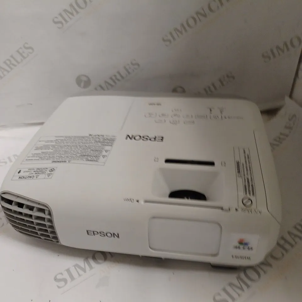 EPSON H570B LCD PROJECTOR 