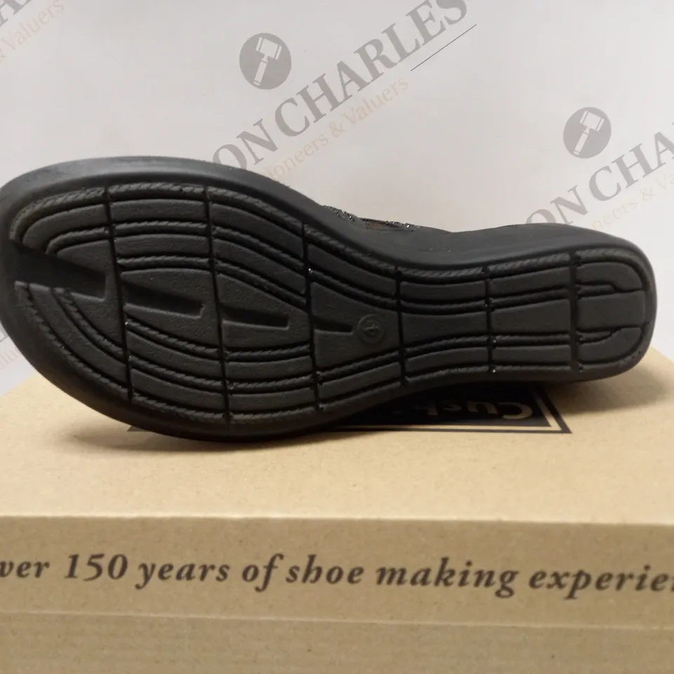 BOXED CUSHION WALK PLATFORM SLIP ON SANDALS, BLACK - SIZE 4
