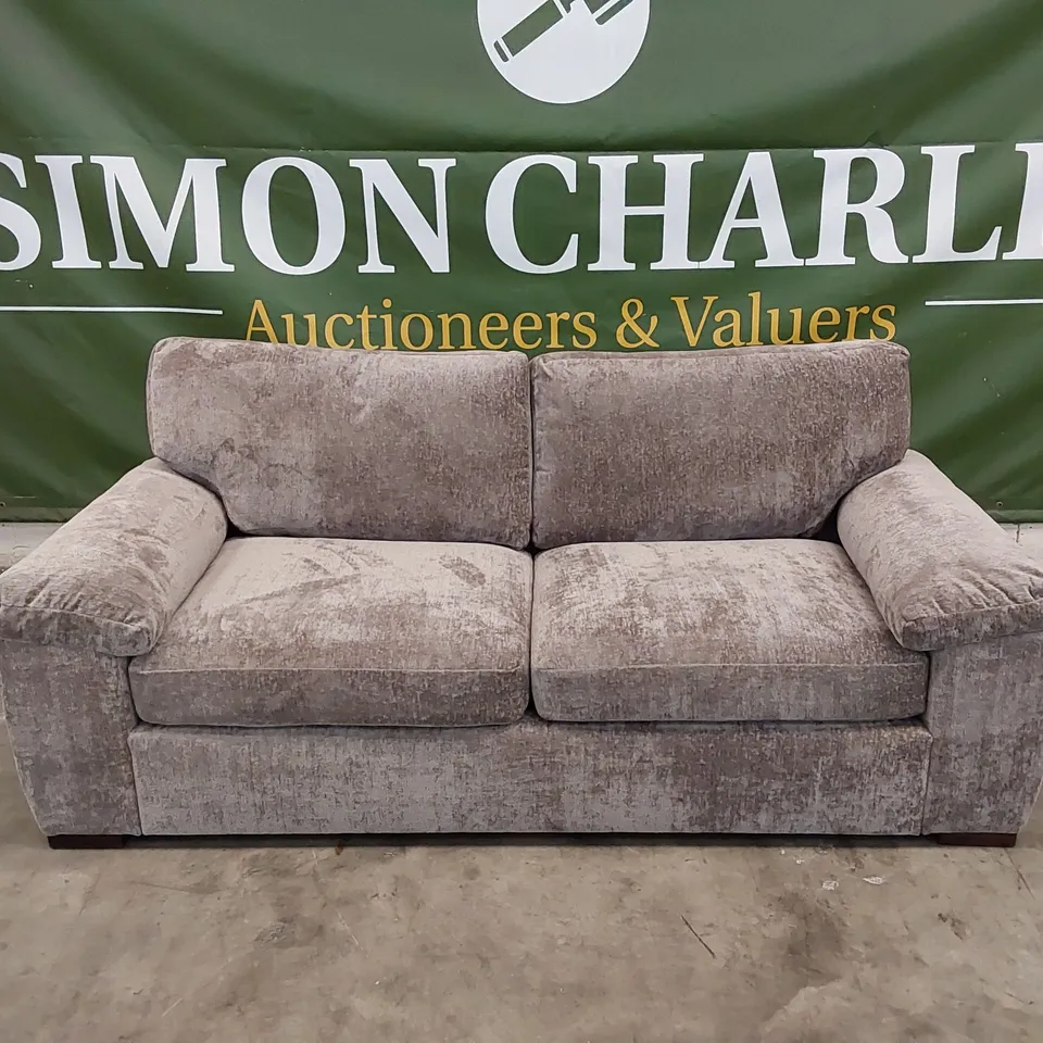 QUALITY DESIGNER 3 SEATER FABRIC UPHOLSTERED SOFA