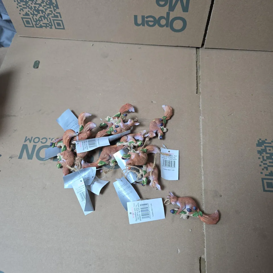 2 BOXES OF ASSORTED GISELA GRAHAM SMALL DECORATIONS 