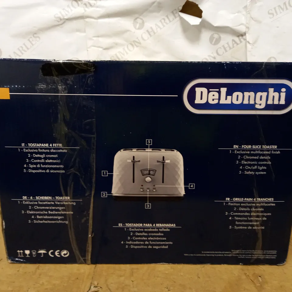 DE'LONGHI BRILLANTE CTJ4003W 4-SLICE TOASTER - WHITE